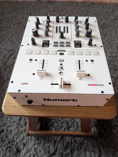 Numark scratch two - scratch, dj
