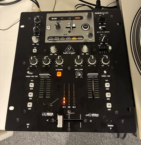 Behringer nox202 professional - behringer,