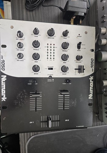 Numark dm1050 vintage - numark,