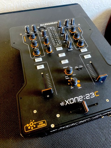 Allen and heath xone - -, 2