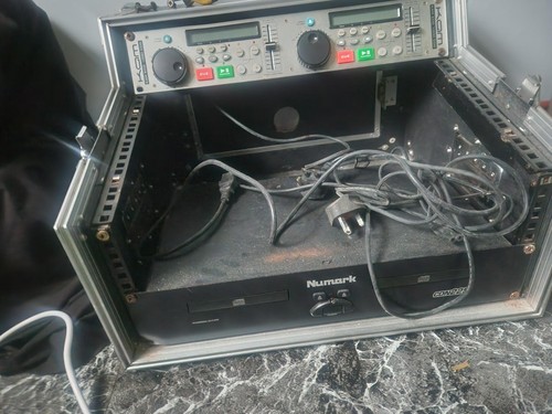 Numark twin player and kam - and,