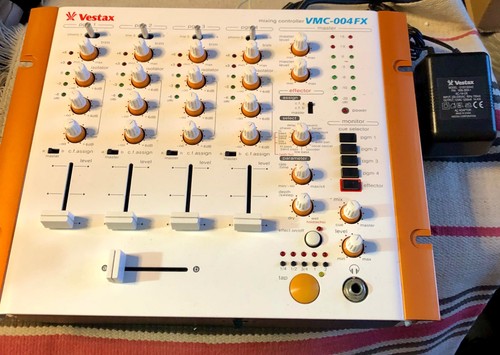 Vestax vmc 004fx channel dj - vestax,