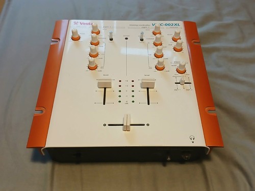 Vestax vmc 002 dj - ,